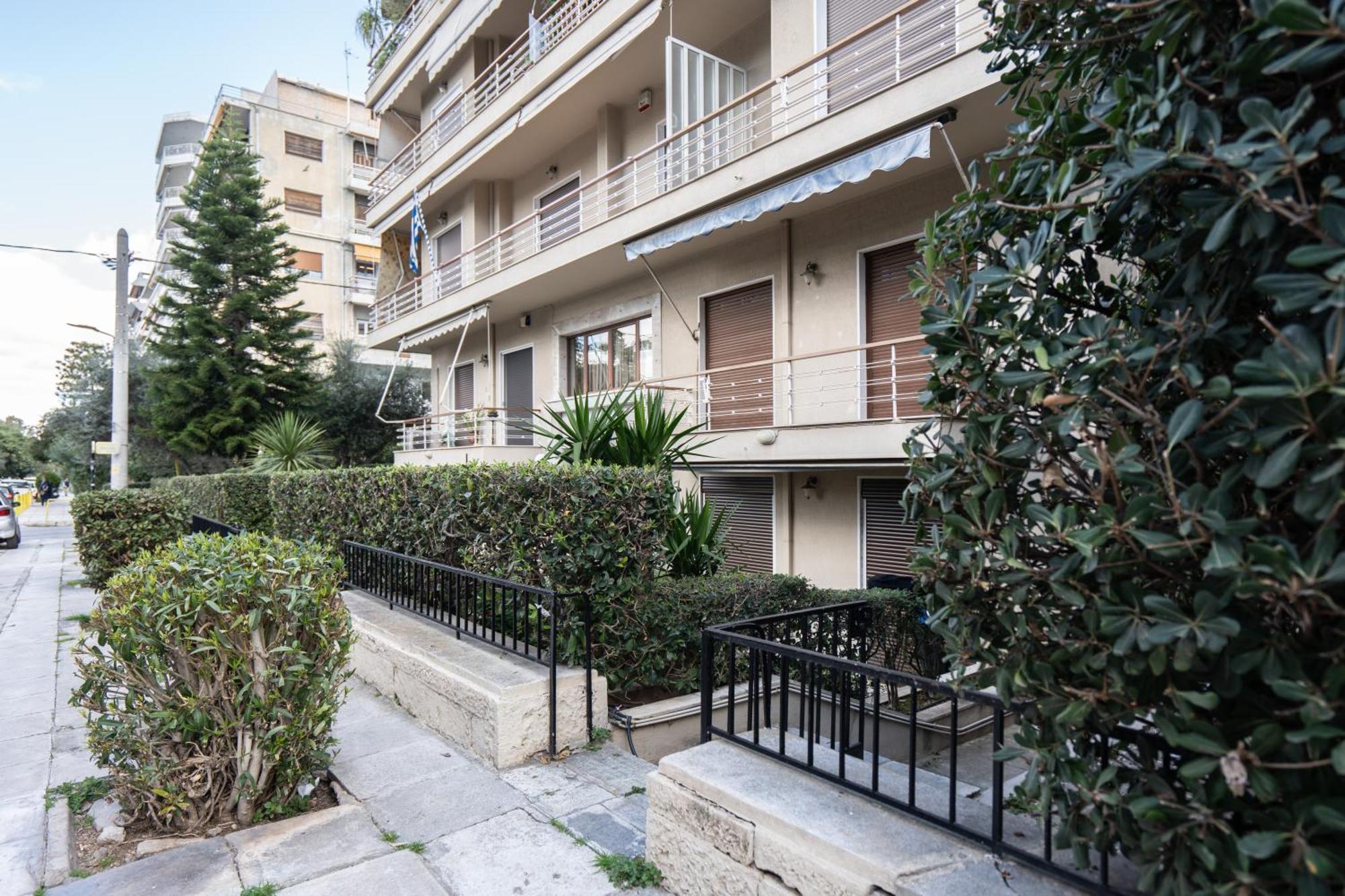 Seabreeze Luxury In Flisvos Marina * Athens